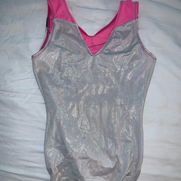 Beautiful GK leotard. - Picture 2 of 2